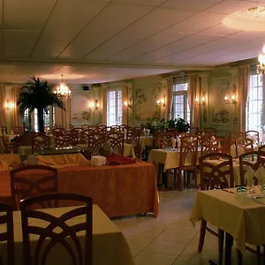 Le Scribe Hotel